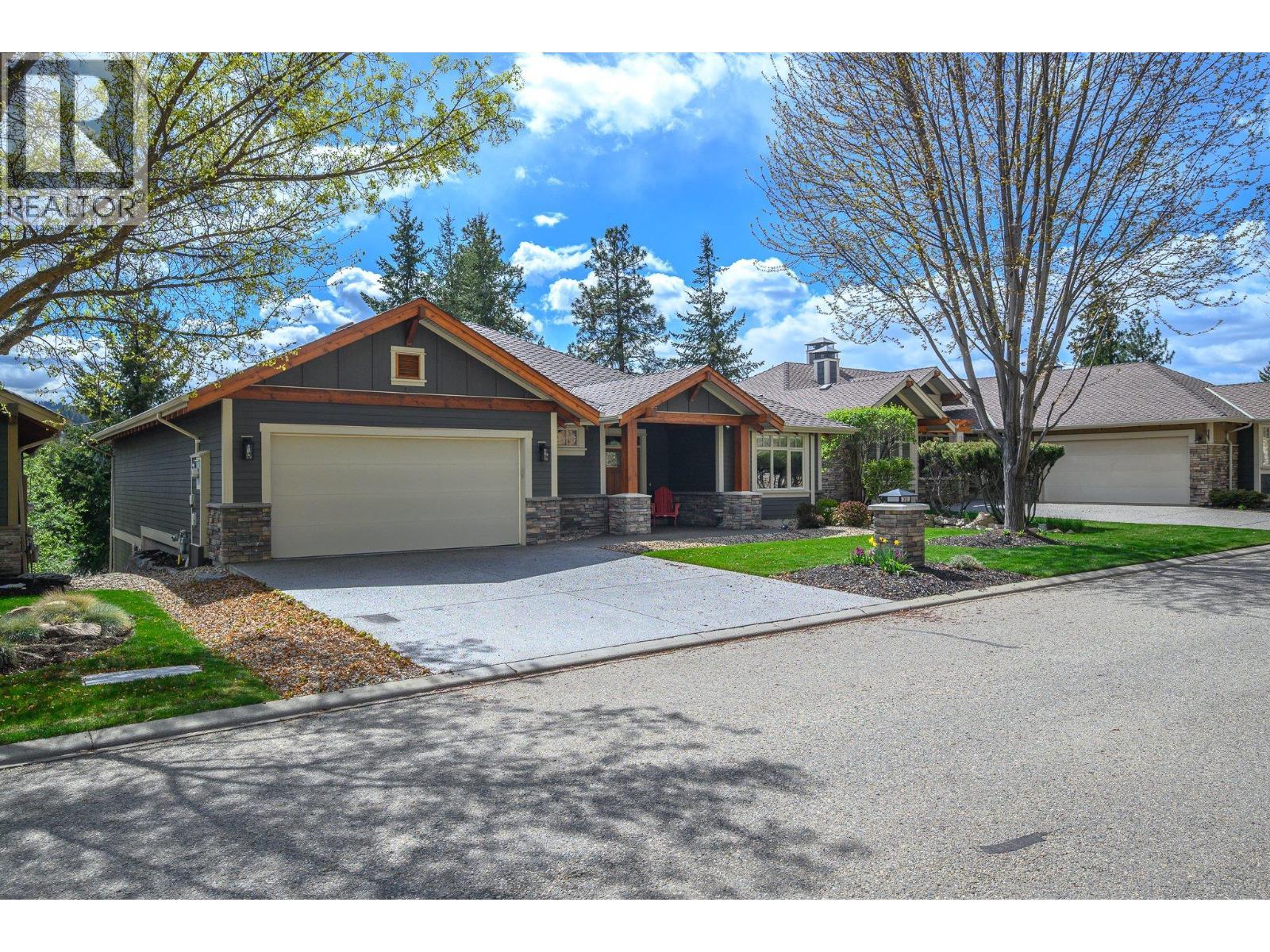 312 Rexor Place, Vernon, BC - Outdoor With Facade