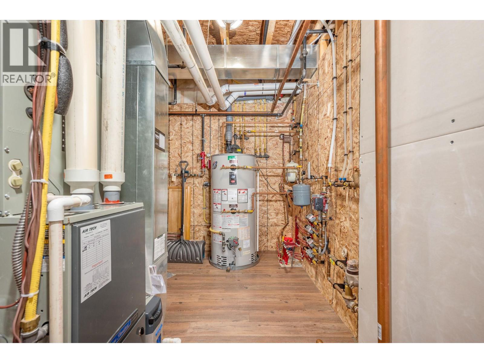 312 Rexor Place, Vernon, BC - Indoor Photo Showing Basement