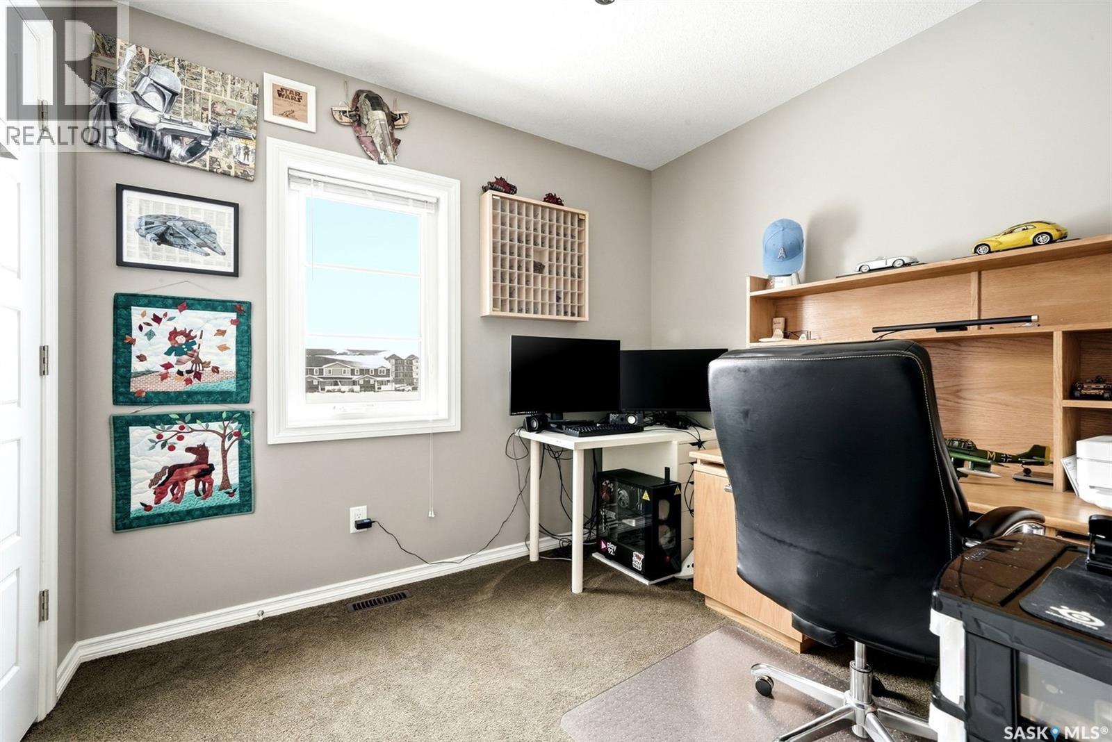 148 3229 Elgaard Drive, Regina, SK - Indoor Photo Showing Office