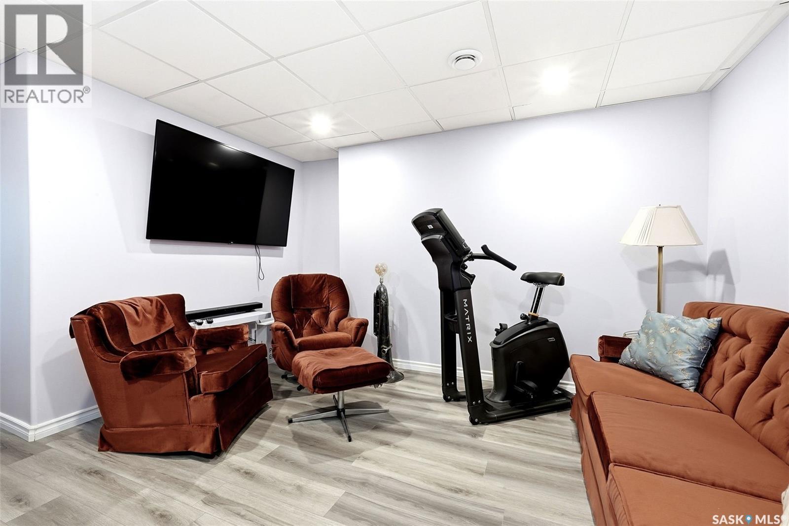 148 3229 Elgaard Drive, Regina, SK - Indoor