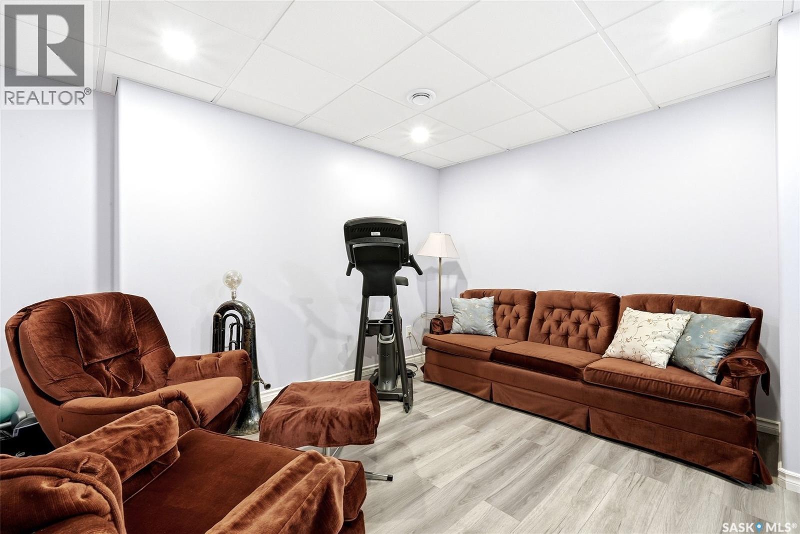 148 3229 Elgaard Drive, Regina, SK - Indoor