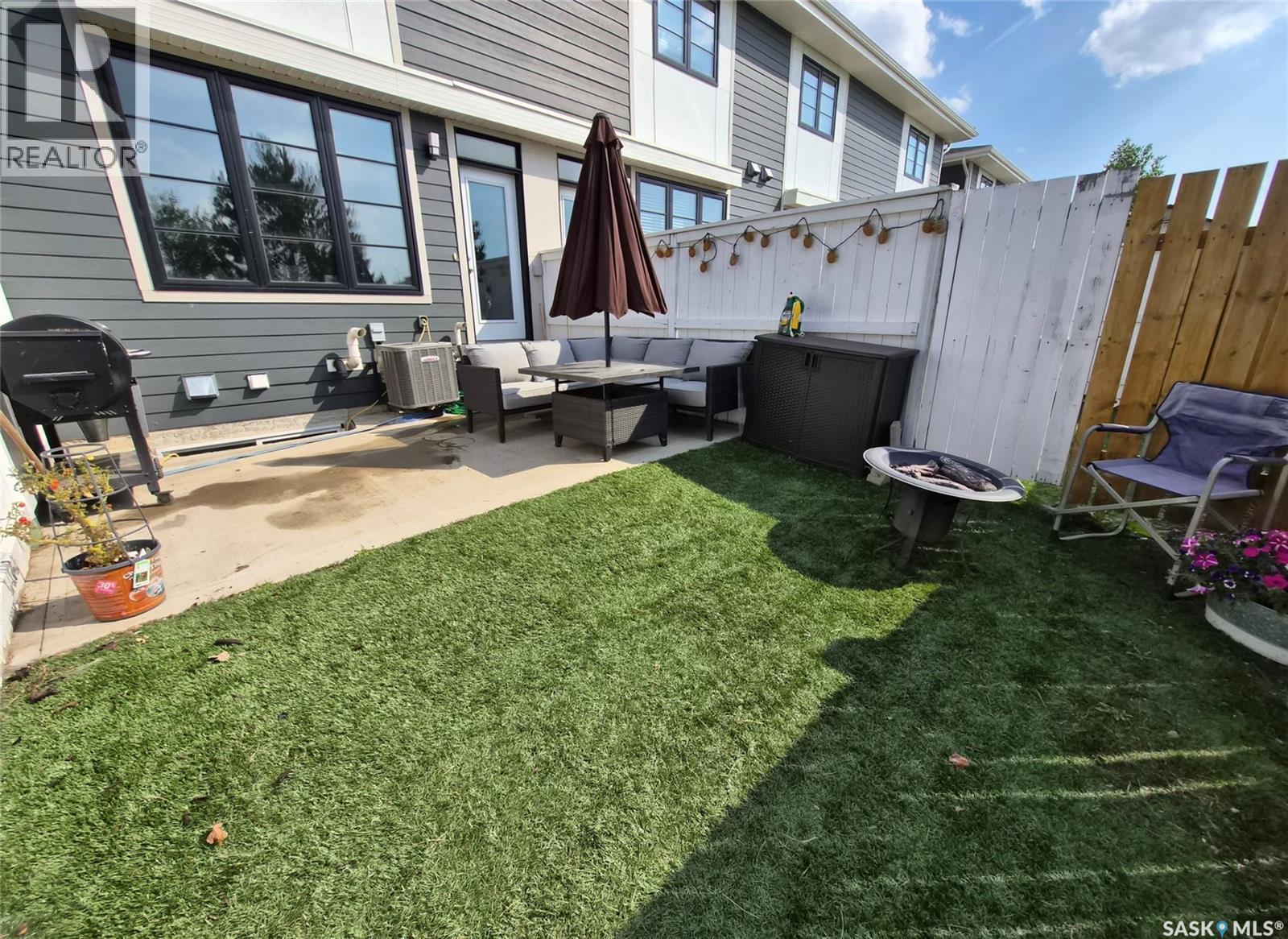 148 3229 Elgaard Drive, Regina, SK - Outdoor With Deck Patio Veranda