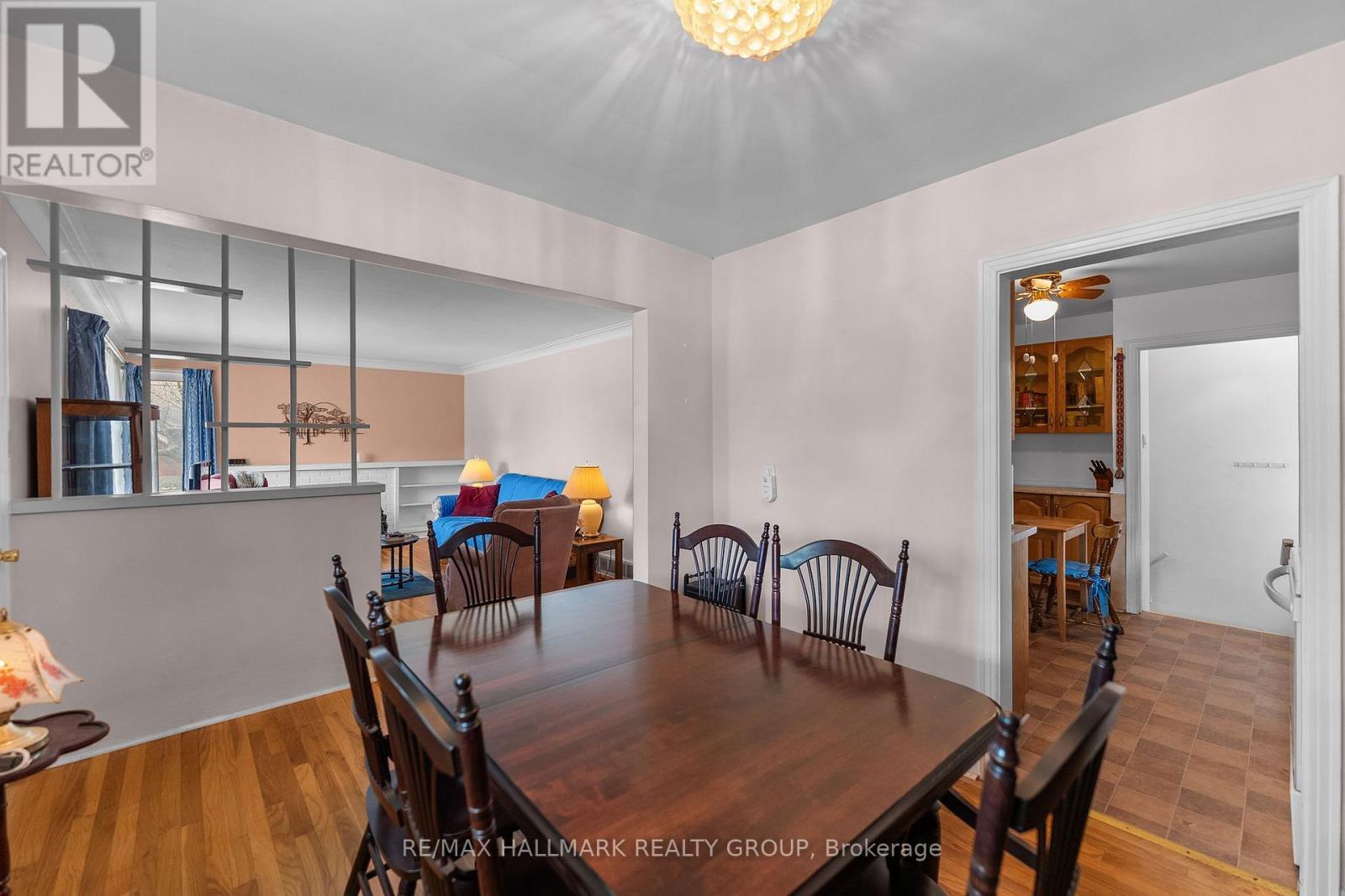 2075 Neepawa Avenue, Ottawa, ON - Indoor Photo Showing Dining Room