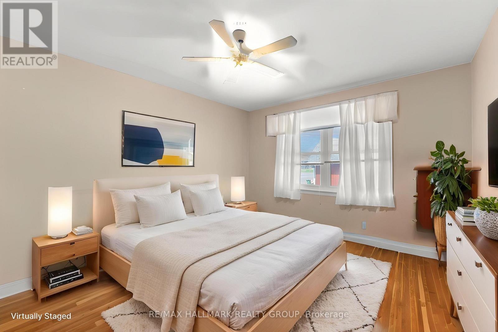 2075 Neepawa Avenue, Ottawa, ON - Indoor Photo Showing Bedroom