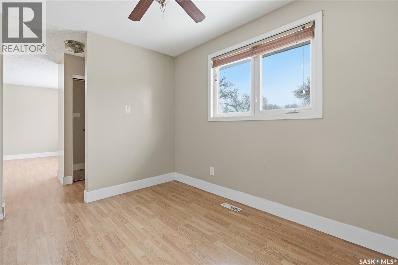 94 Lloyd Crescent, Regina, SK - Indoor Photo Showing Other Room