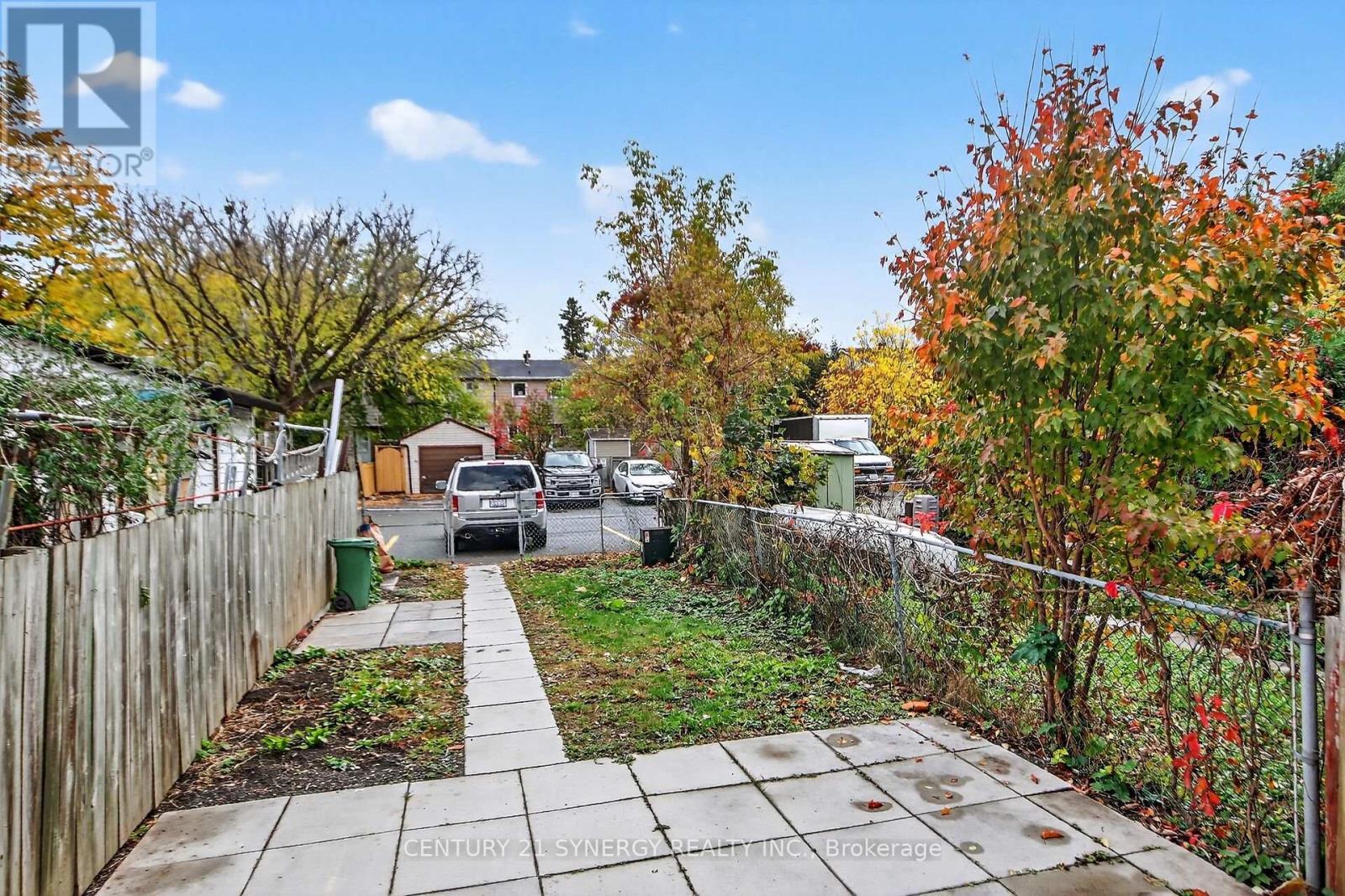 928 Meadowlands Drive, Ottawa, ON - Outdoor