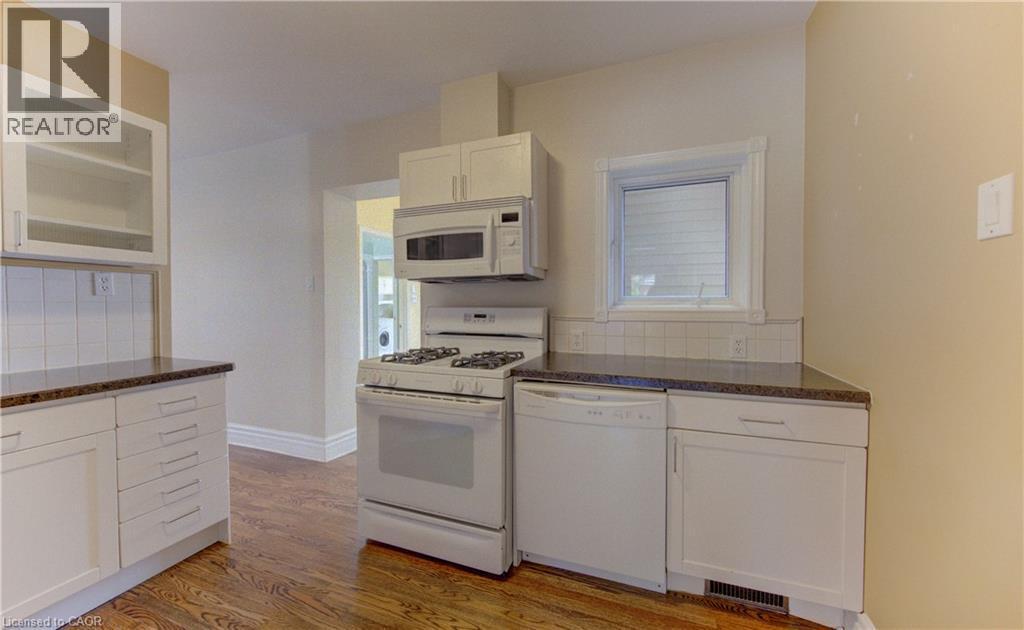 163 Binscarth Road, Kitchener, ON - Indoor Photo Showing Kitchen