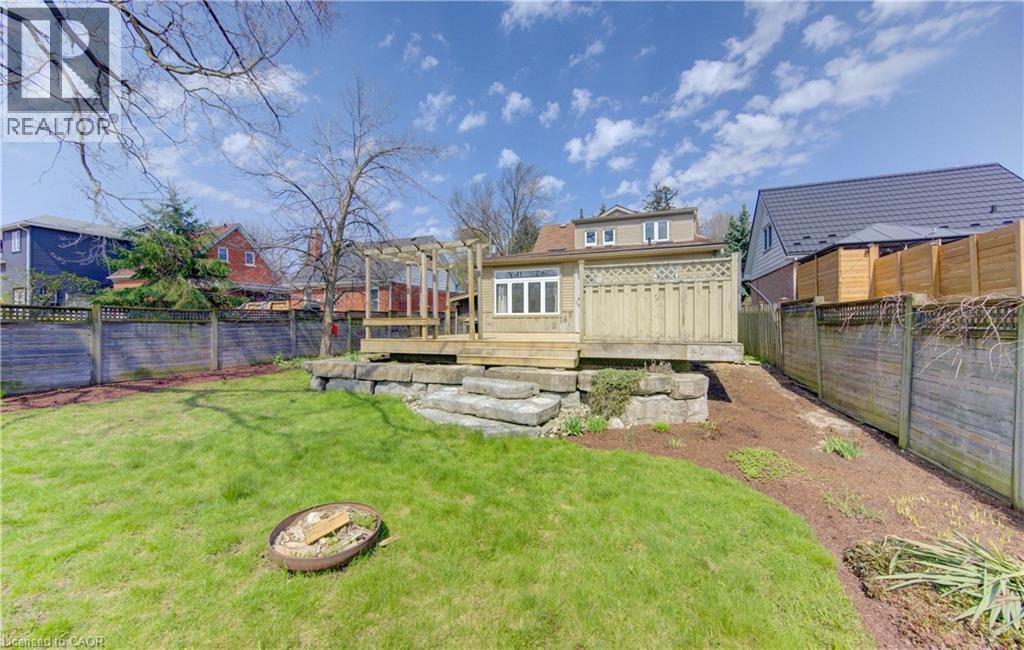 163 Binscarth Road, Kitchener, ON - Outdoor