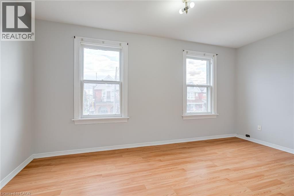 53 Sherman Avenue N, Hamilton, ON - Indoor Photo Showing Other Room