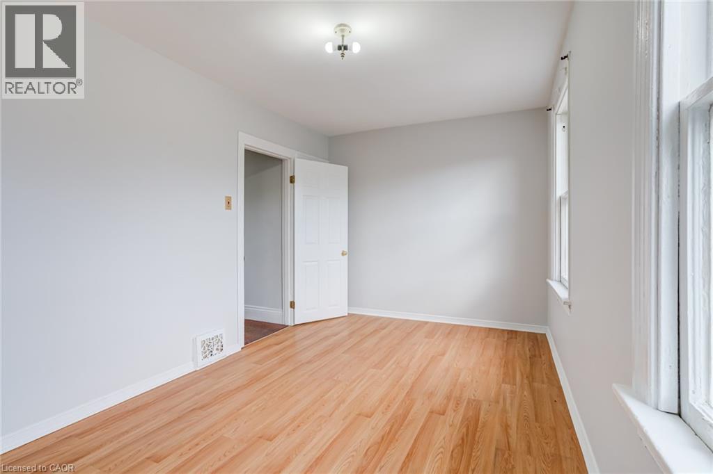 53 Sherman Avenue N, Hamilton, ON - Indoor Photo Showing Other Room