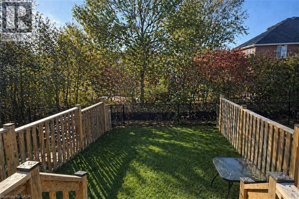 65 Meadowridge Street, Kitchener, ON - Outdoor