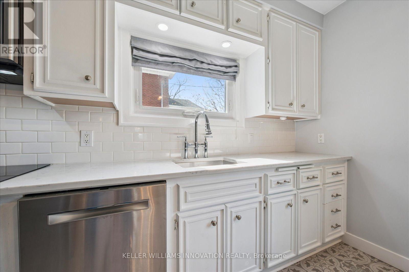 87 Lydia Street, Kitchener, ON - Indoor Photo Showing Kitchen