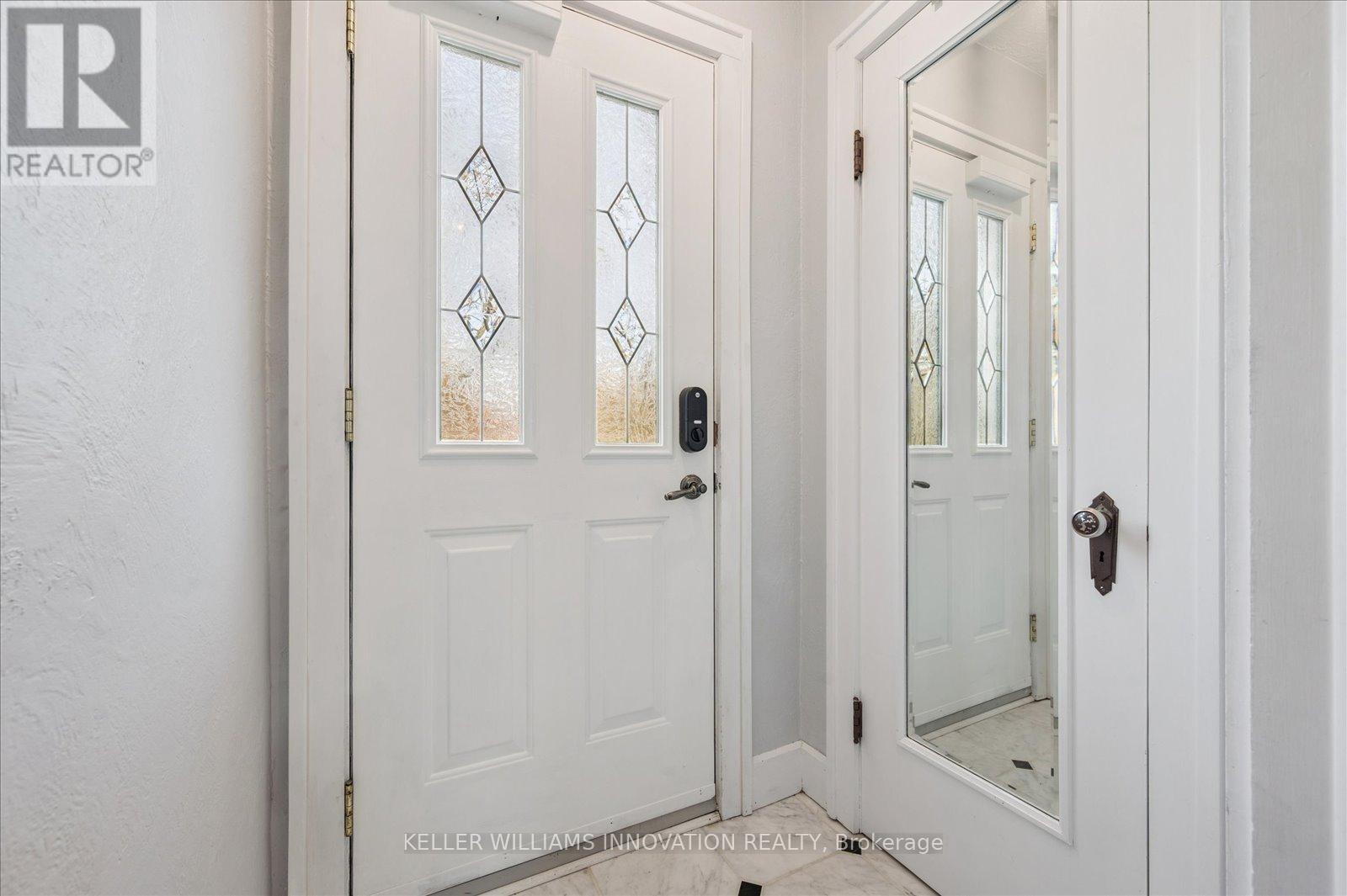 87 Lydia Street, Kitchener, ON - Indoor Photo Showing Other Room