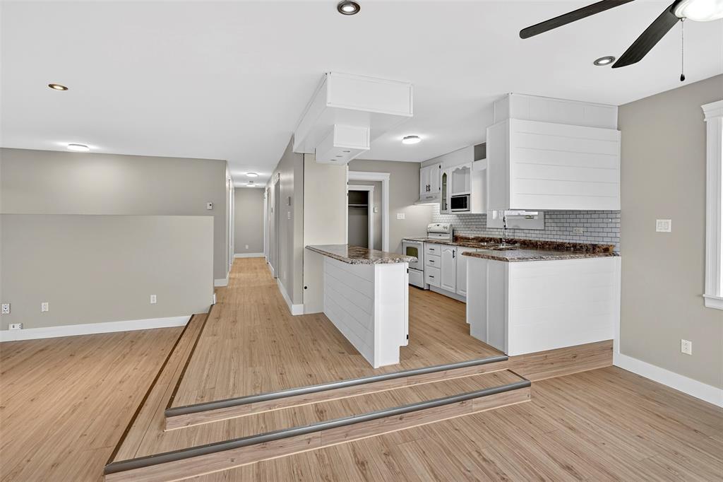 5 Sparkes Lane, Bay Roberts, NL - Indoor Photo Showing Kitchen