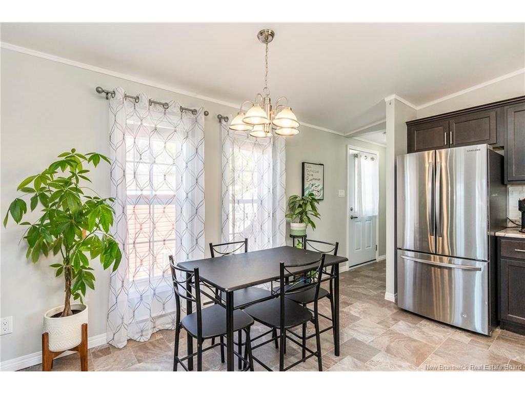 15 Telex, Dieppe, NB