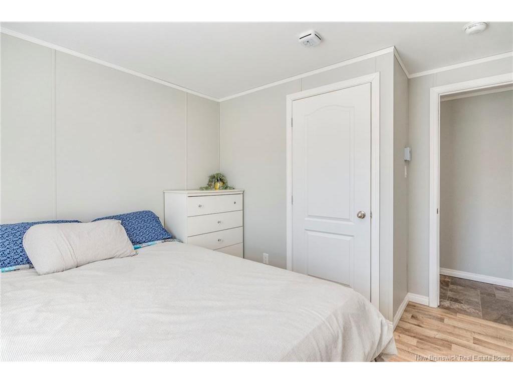 15 Telex, Dieppe, NB