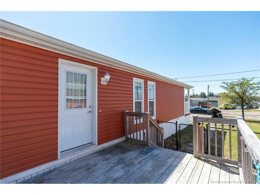 15 Telex, Dieppe, NB