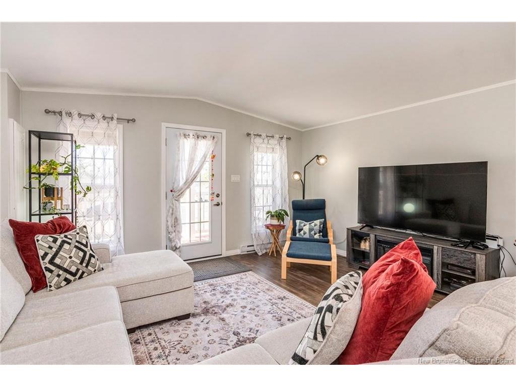 15 Telex, Dieppe, NB