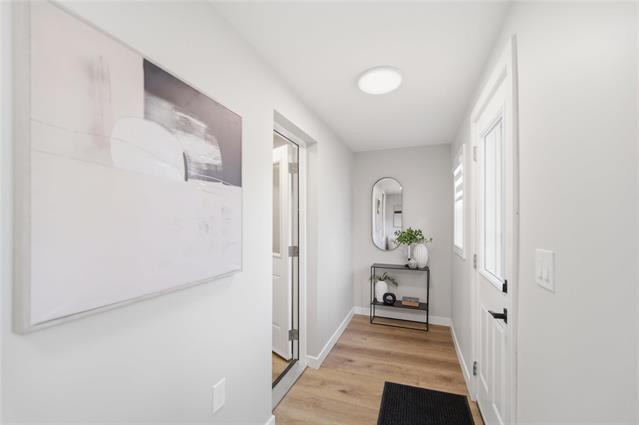372 Harbison Ave, Winnipeg, MB