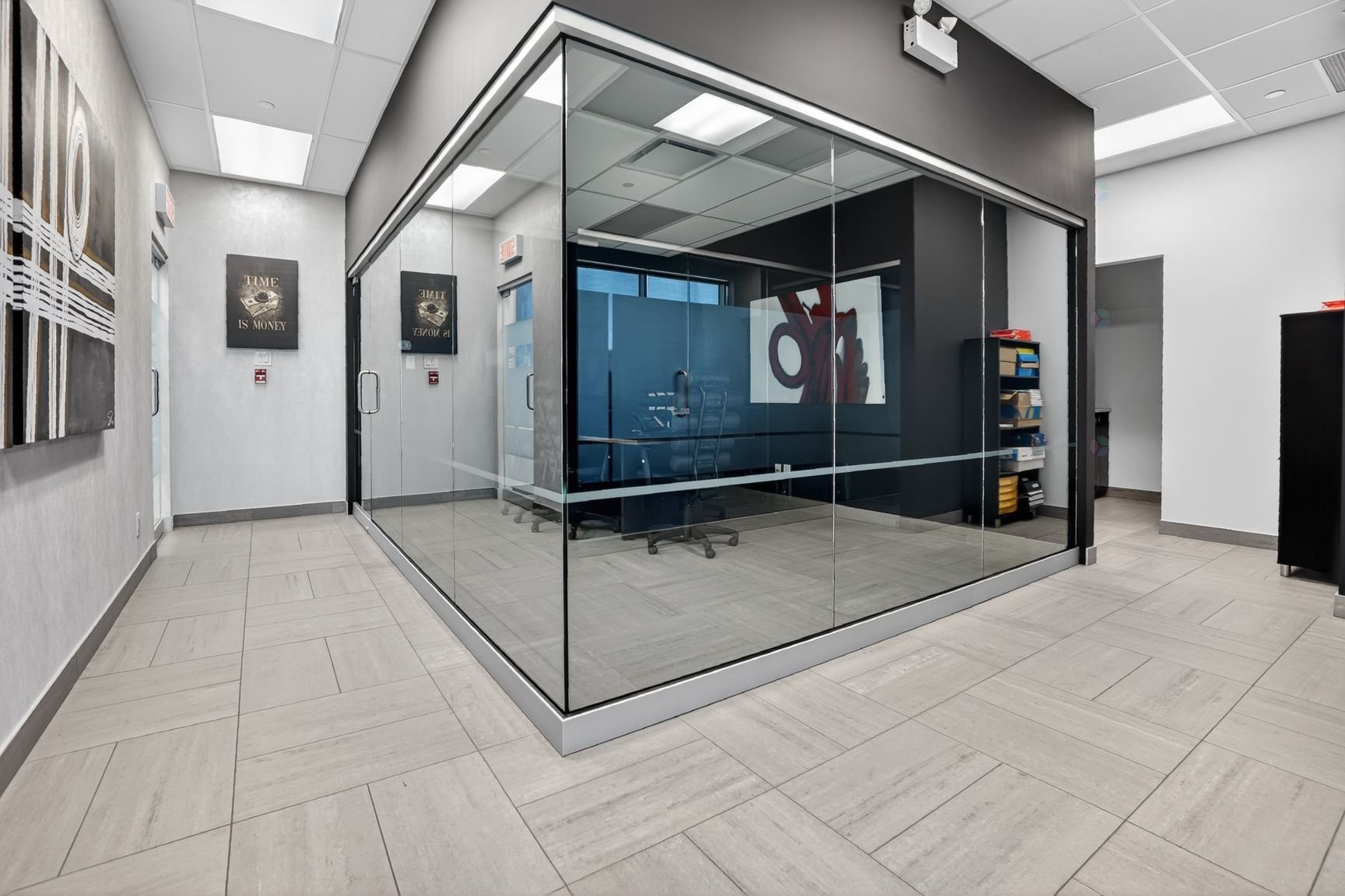 Office - 115-9125 Rue Pascal-Gagnon, Montréal (Saint-Léonard), QC - Indoor Photo Showing Other Room