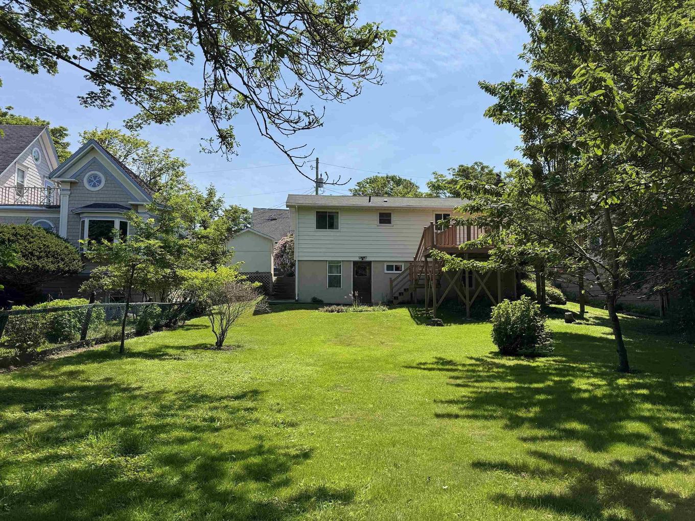 5 Whipple Street, Yarmouth, NS
