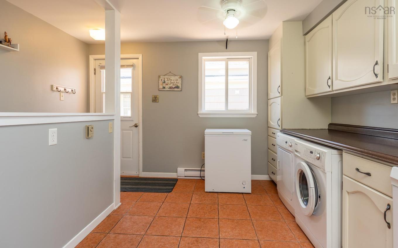 5 Whipple Street, Yarmouth, NS
