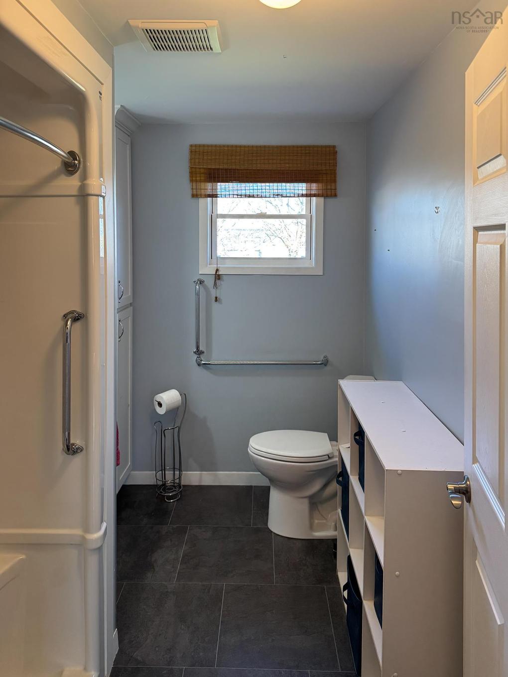 5 Whipple Street, Yarmouth, NS
