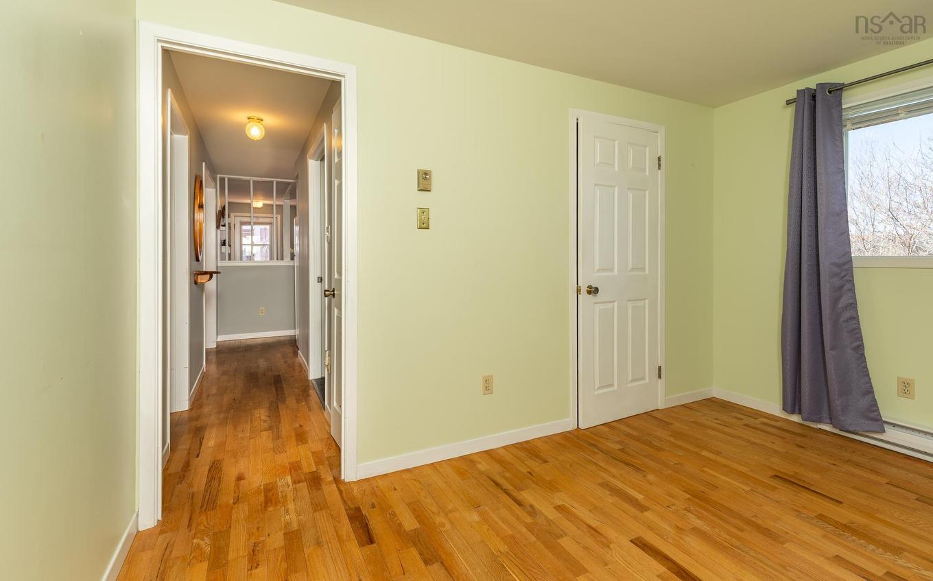 5 Whipple Street, Yarmouth, NS