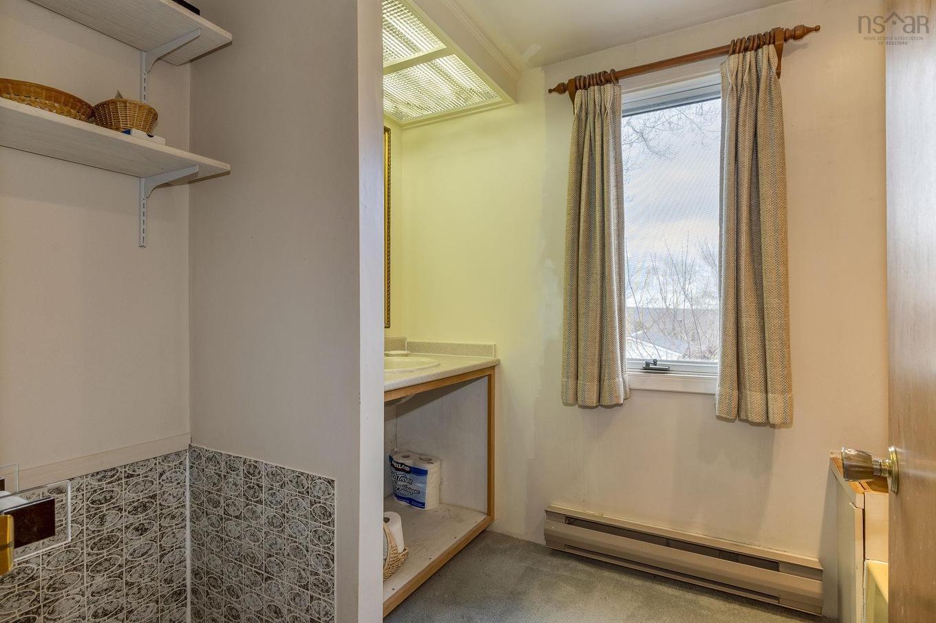 78 Arnold Drive, Fall River, NS
