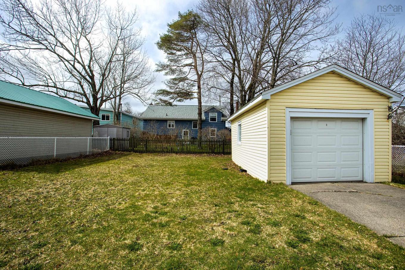 3058 Connaught Avenue, Halifax, NS