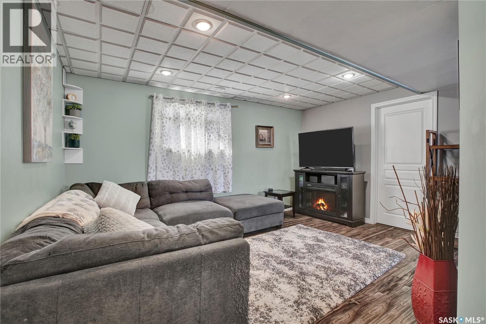 403 King Place, Warman, SK - Indoor Photo Showing Other Room