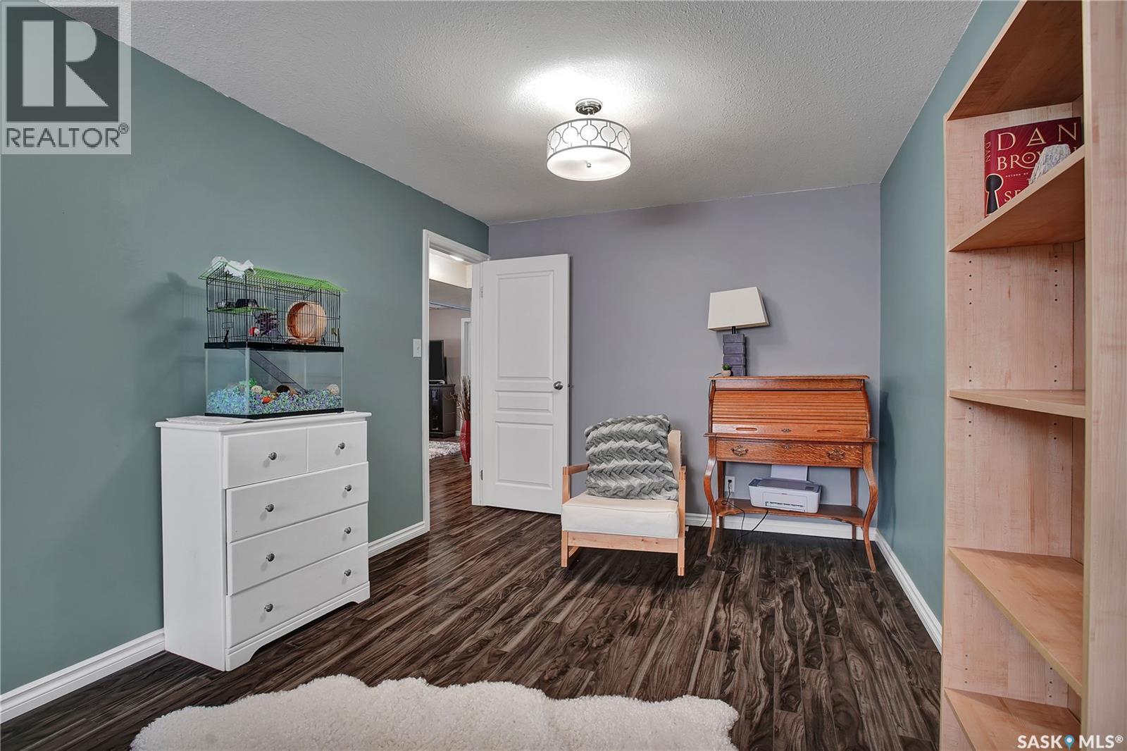 403 King Place, Warman, SK - Indoor Photo Showing Bedroom