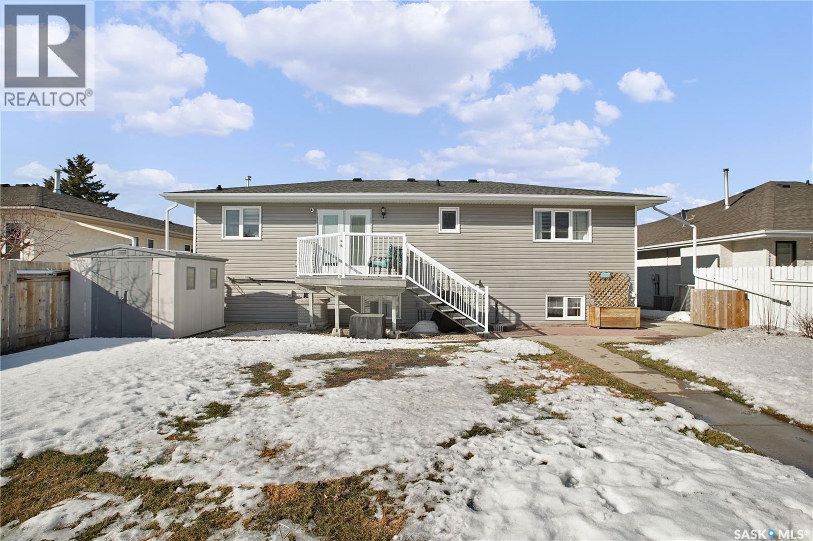 403 King Place, Warman, SK - Outdoor With Exterior