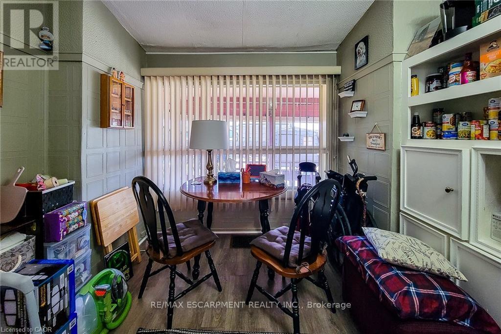 72 East 32Nd Street, Hamilton, ON - Indoor