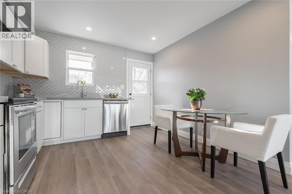 58 Sandalwood Avenue, Hamilton, ON - Indoor