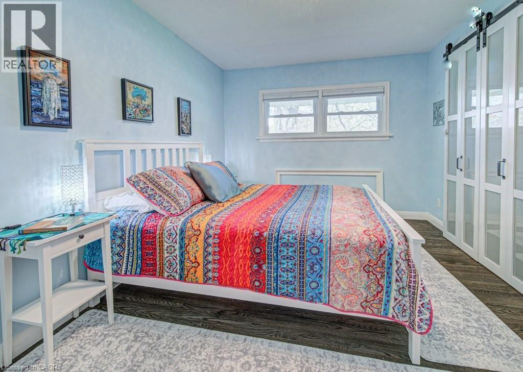 549 Dunbar Road, Kitchener, ON - Indoor Photo Showing Bedroom