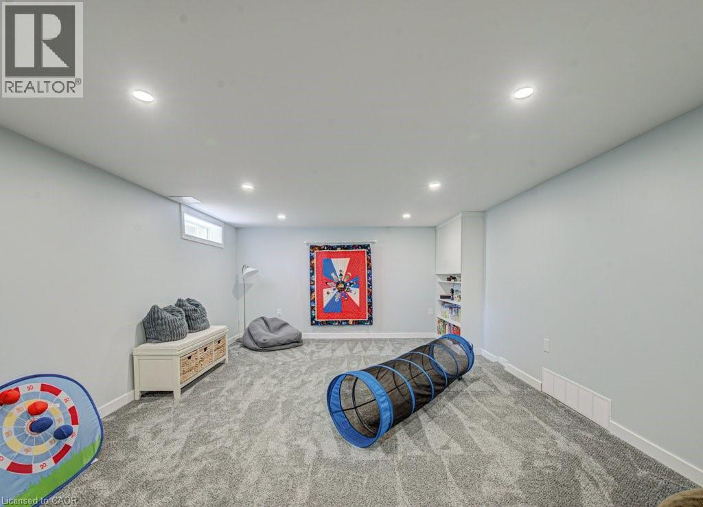 549 Dunbar Road, Kitchener, ON - Indoor