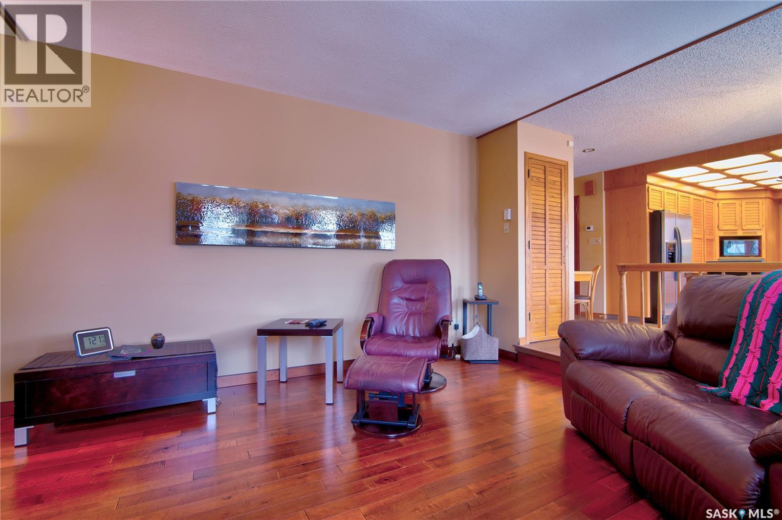 3623 Hanna Bay, Regina, SK - Indoor