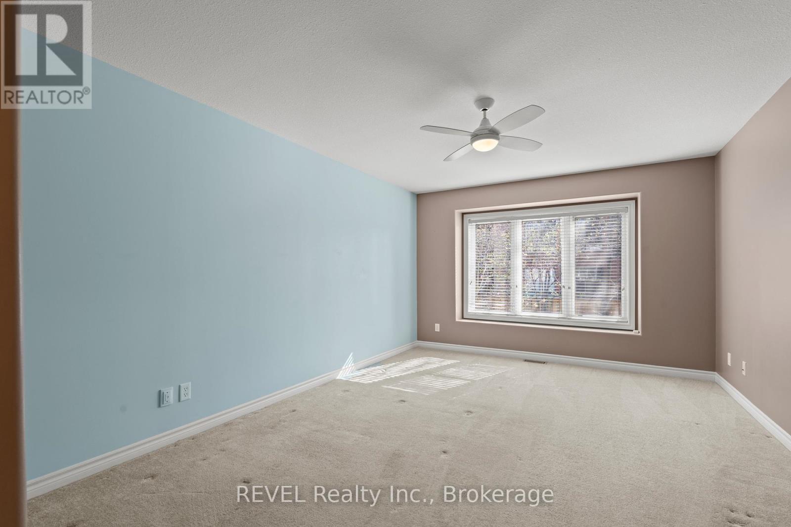 Primary bedroom - 3 - 605 Welland Avenue, St. Catharines (Carlton/Bunting), ON - Indoor Photo Showing Other Room
