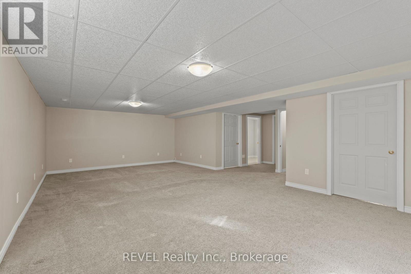 recreation room - 3 - 605 Welland Avenue, St. Catharines (Carlton/Bunting), ON - Indoor Photo Showing Other Room