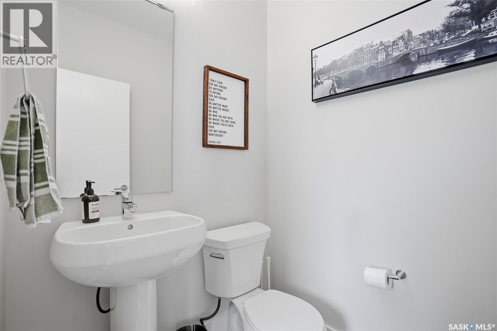 122 Greyeyes-Steele Way, Saskatoon, SK - Indoor Photo Showing Bathroom