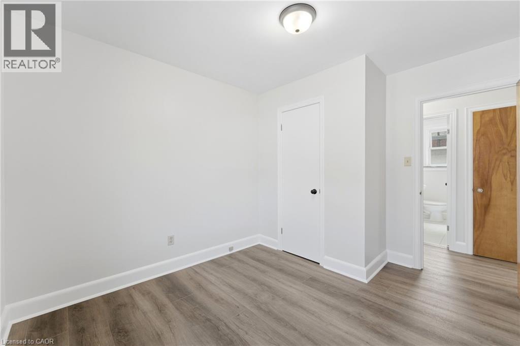 80 Malta Drive, Hamilton, ON - Indoor Photo Showing Other Room