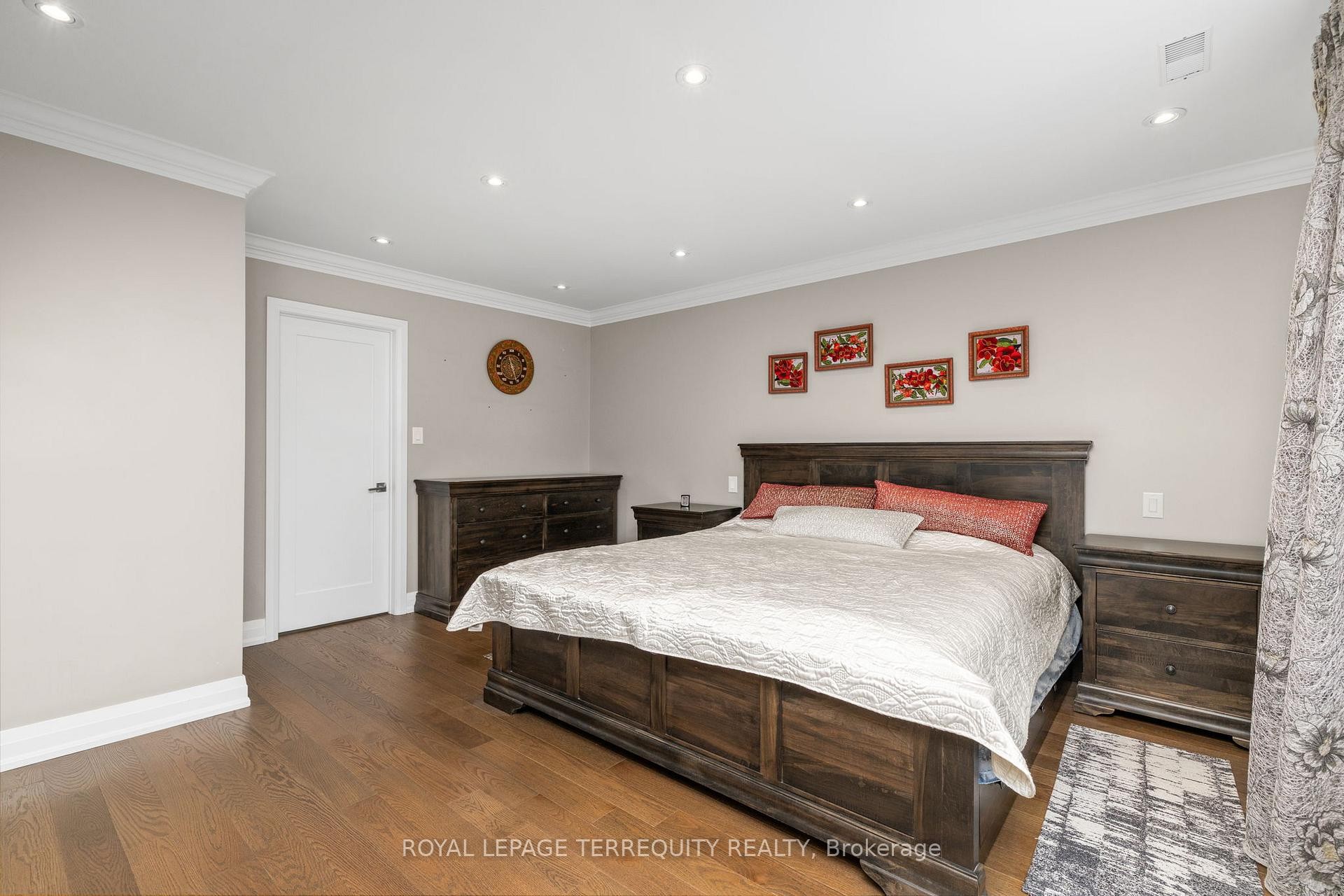 582 Hyacinthe Boulevard, Mississauga, ON - Indoor Photo Showing Bedroom