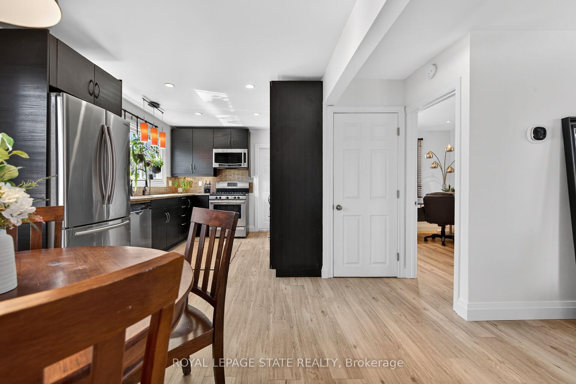 844 Upper Wellington Street, Hamilton, ON - Indoor