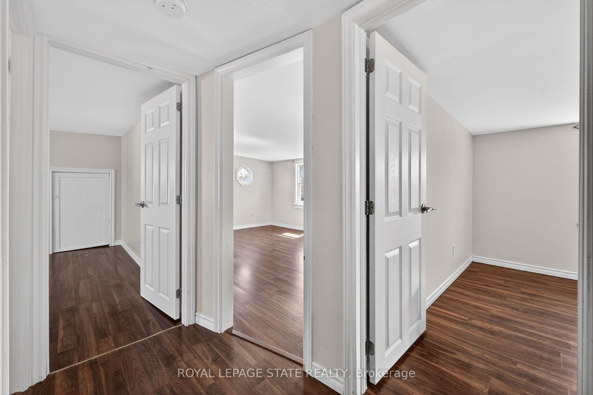 844 Upper Wellington Street, Hamilton, ON - Indoor Photo Showing Other Room