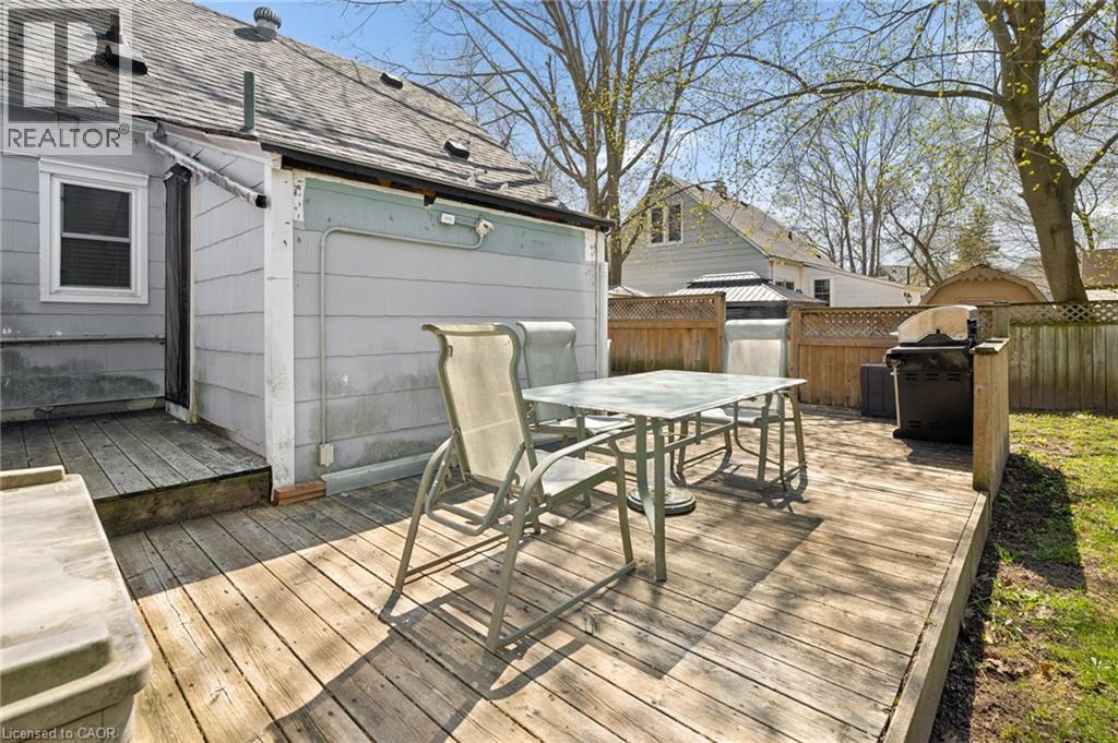 100 Memorial Crescent, Guelph, ON - Outdoor With Deck Patio Veranda