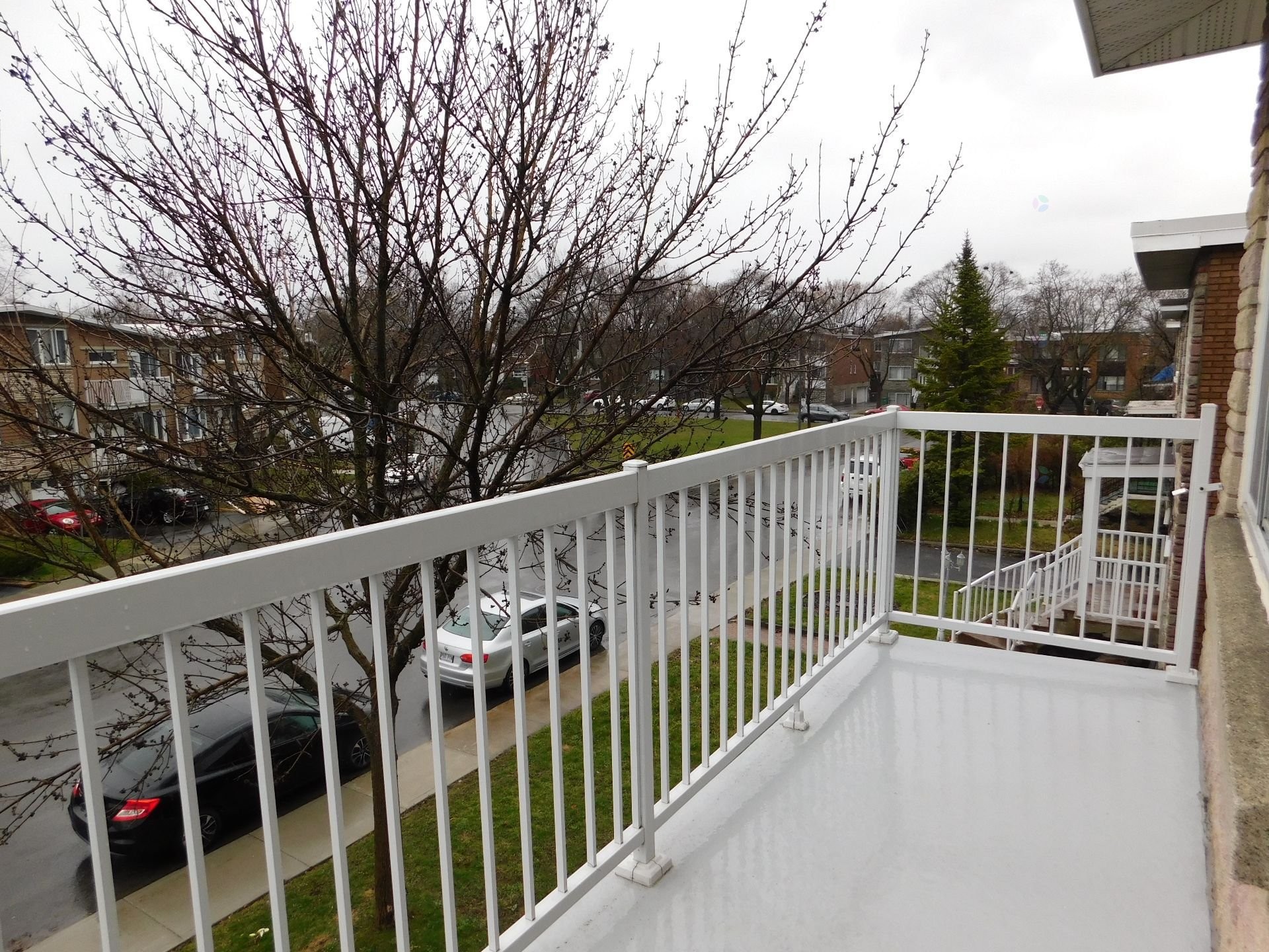Balcon - 682 Rue Du Caven Circle, Montréal (Saint-Laurent), QC - Outdoor With Exterior