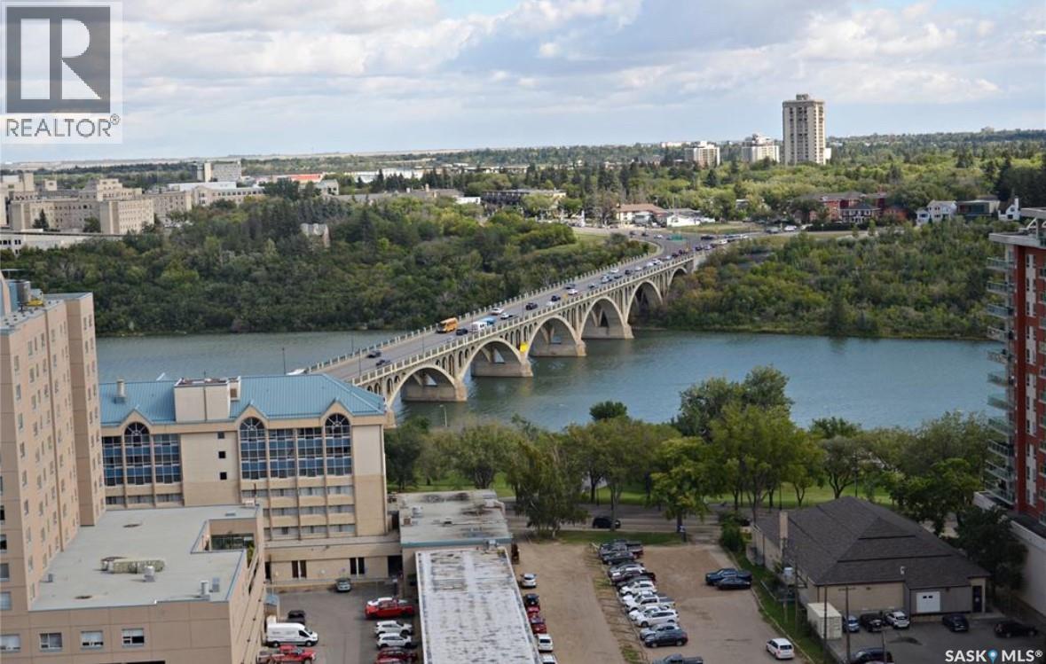 902 320 5Th Avenue N, Saskatoon, SK - Outdoor With Body Of Water With View