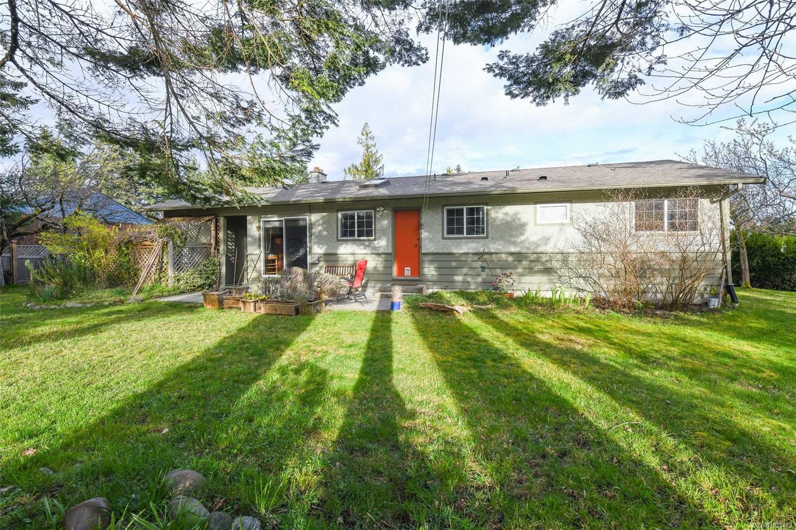 369 Douglas St, Comox, BC