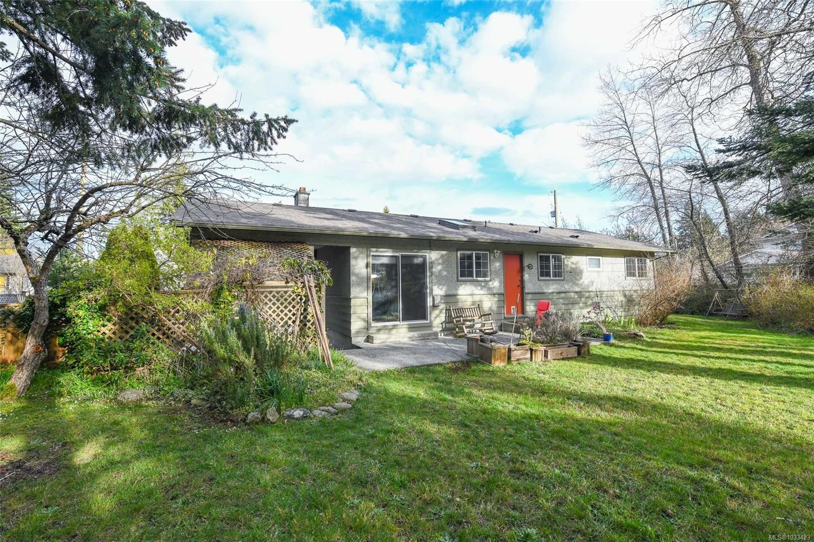 369 Douglas St, Comox, BC